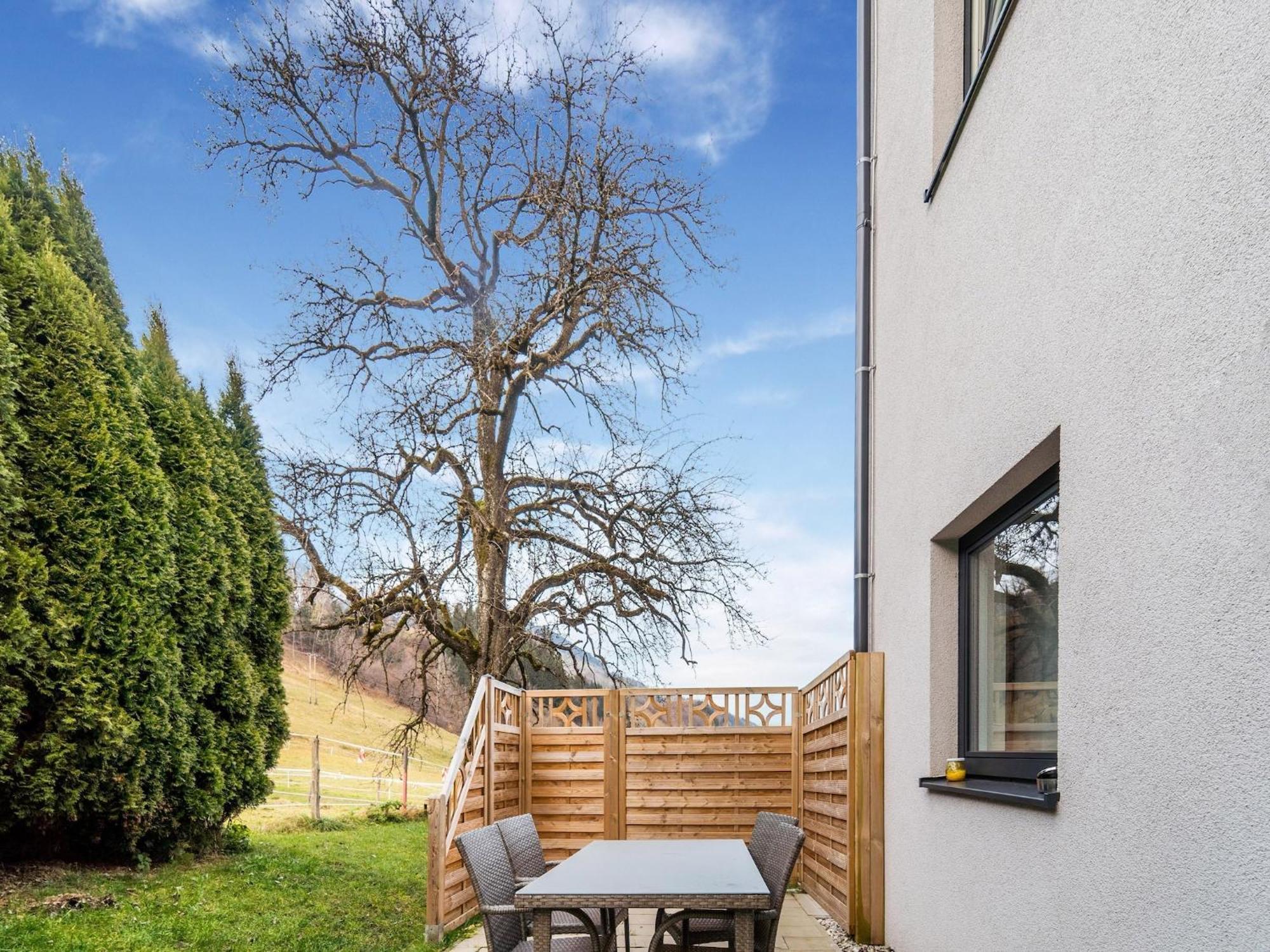 Large Apartment In Sankt Georgen With Balcony Fürstau Exteriör bild