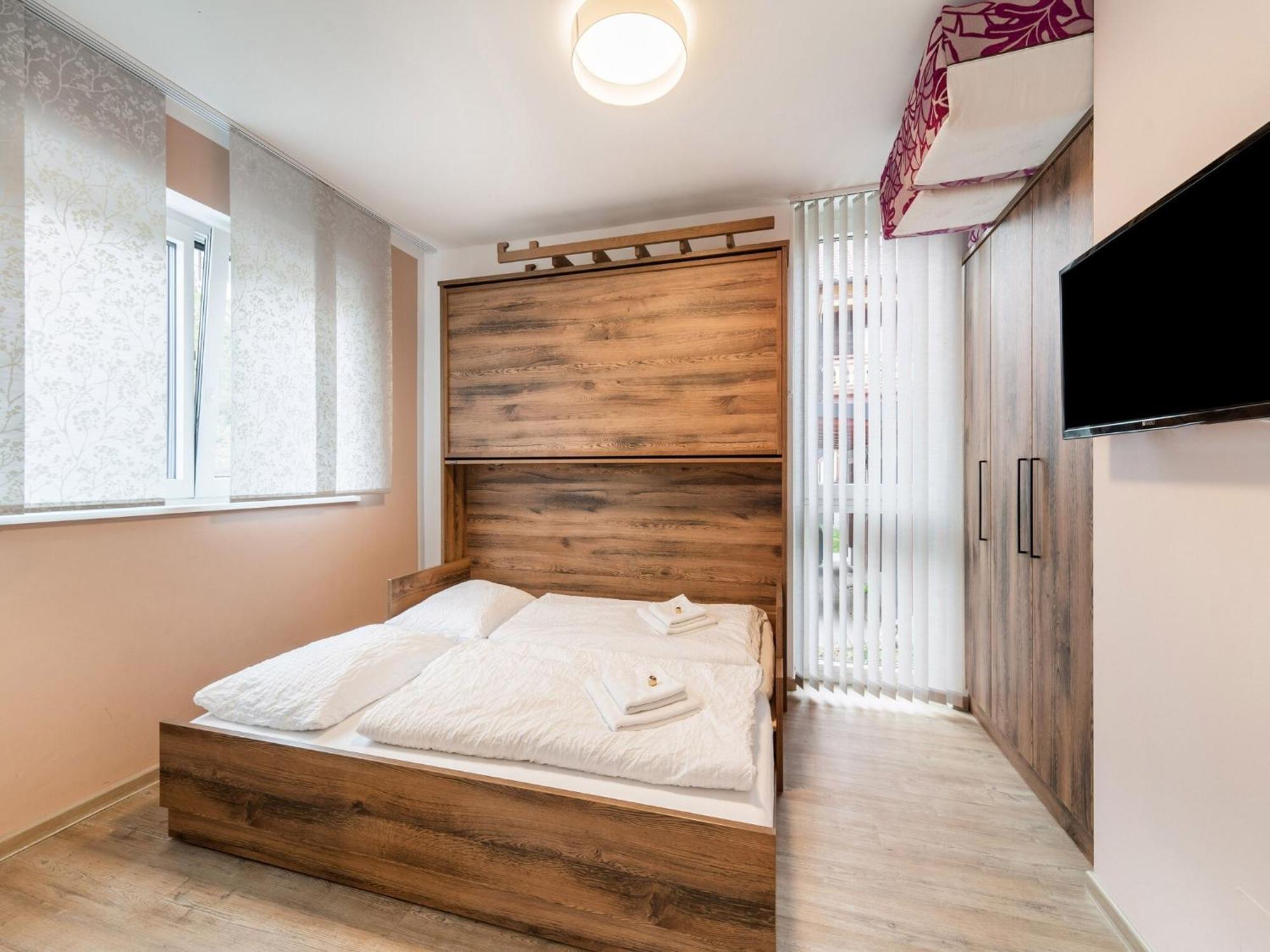 Large Apartment In Sankt Georgen With Balcony Fürstau Exteriör bild